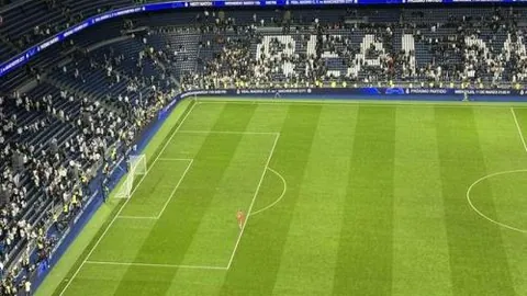 13歲梁殷僑勇闖成人賽場　獨樹一幟進入淘汰賽　女花世界盃香港站驚艷亮相